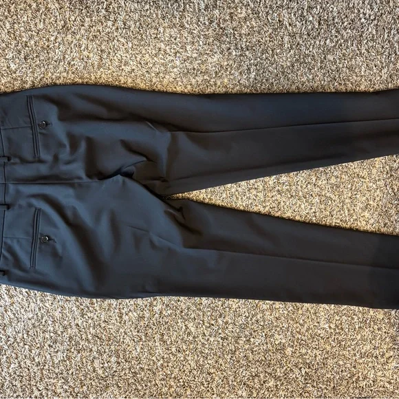 2 piece Express Suit - Picture 8 of 9